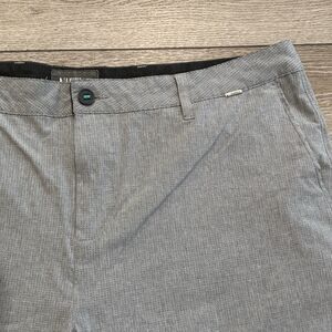 Linksoul Boardwalker Performance Golf Shorts Perforated Stretch Gray Size 40